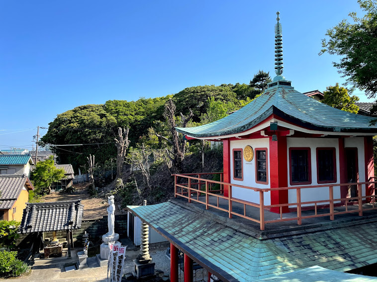 蓮花院　境内