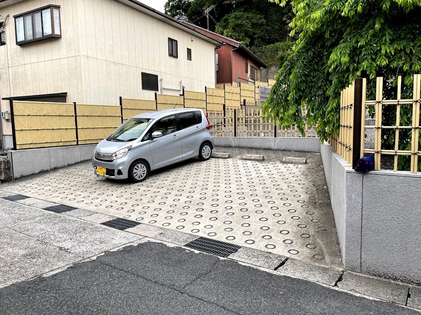 医王寺　駐車場