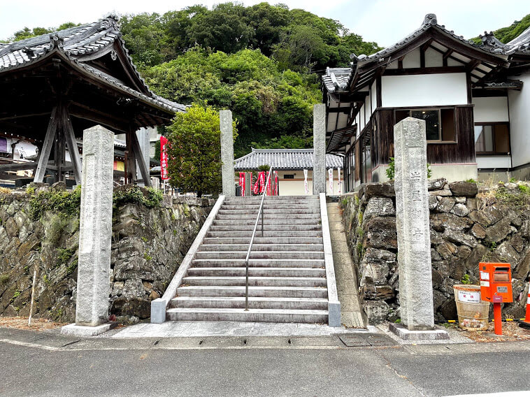 岩屋寺　参道