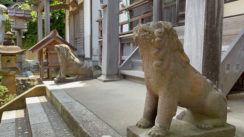 医徳院 狛犬