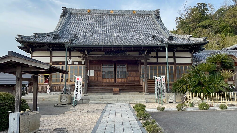 玉泉寺本堂