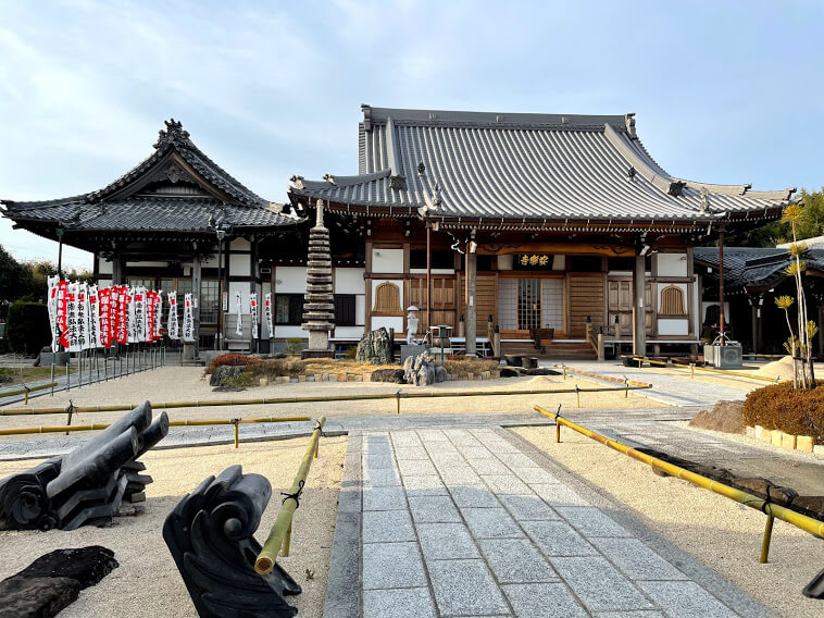 安楽寺 本堂 大師堂